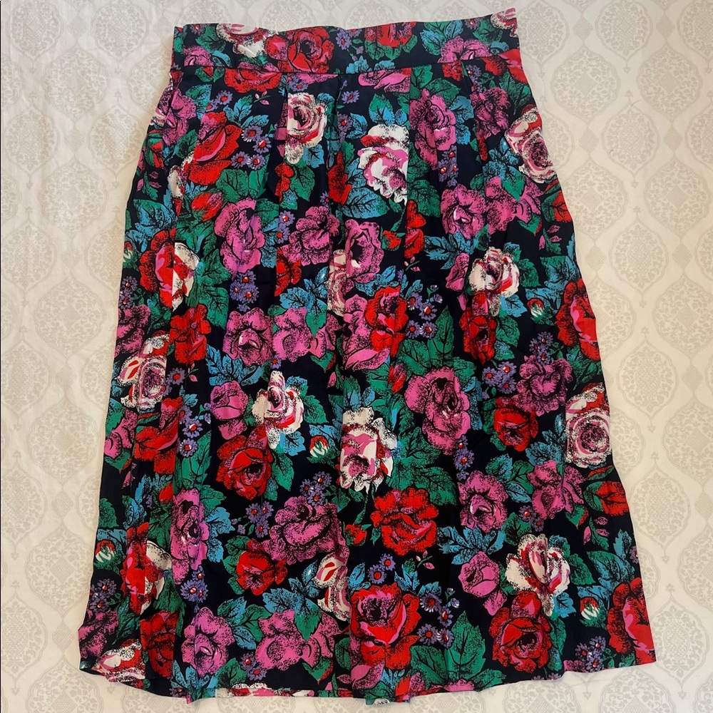 Vintage Floral Skirt - Picture 4 of 8